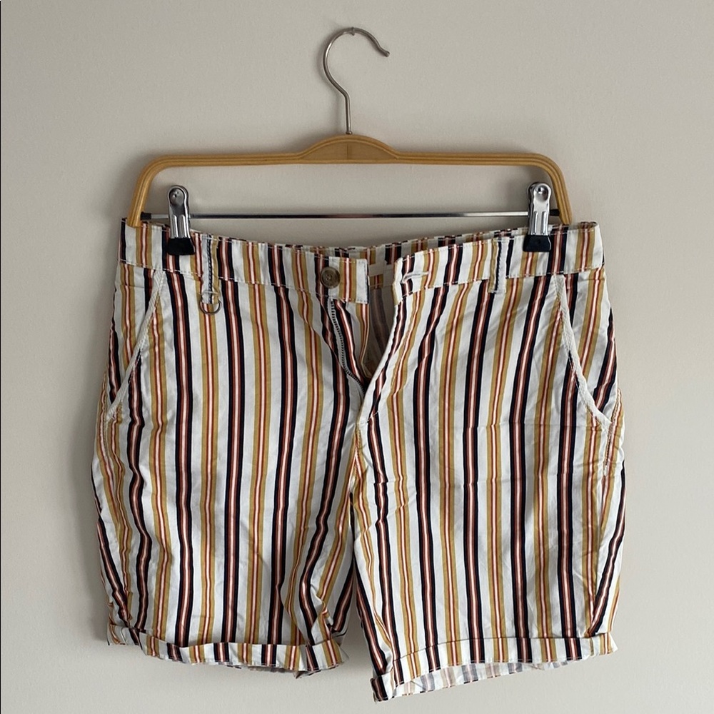 Esprit Striped Casual Shorts